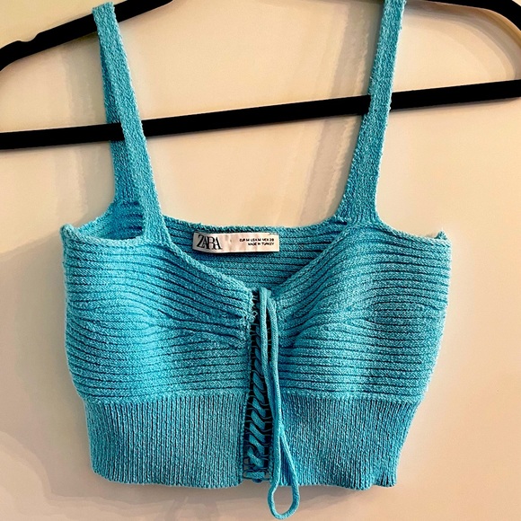 NWOT Knit crop - Picture 2 of 3